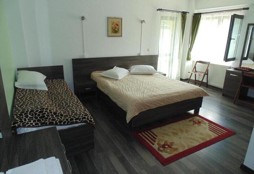 스탠다드 트리플 룸, Eden Maison