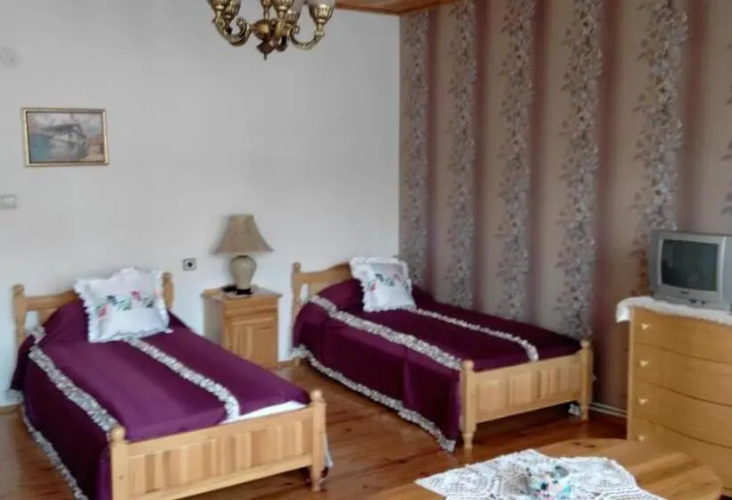 バス共有のスタンダードルーム, Elida Guest House