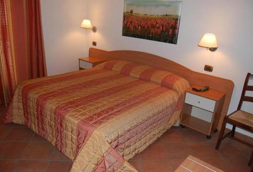 غرفة قياسية, Il Rustico