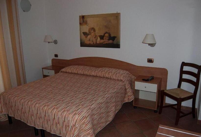 غرفة قياسية, Il Rustico