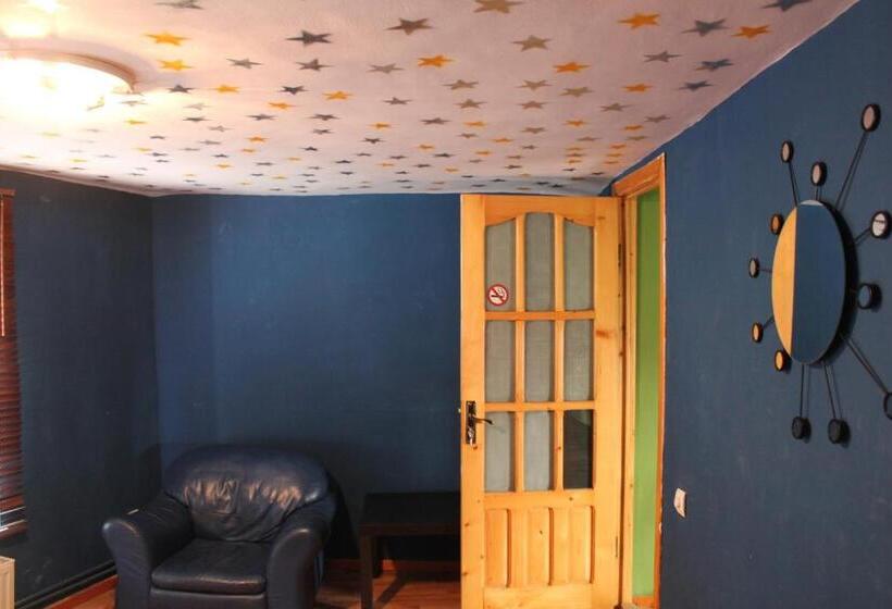 اتاق استاندارد, Fun House