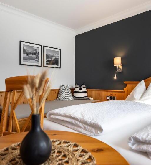 غرفة قياسية مزوَّدة بشُرفة, Aparthotel Jägerheim