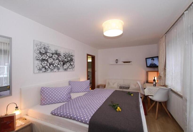 Номер Стандарт с Балконом, Pension Garni Gerhard