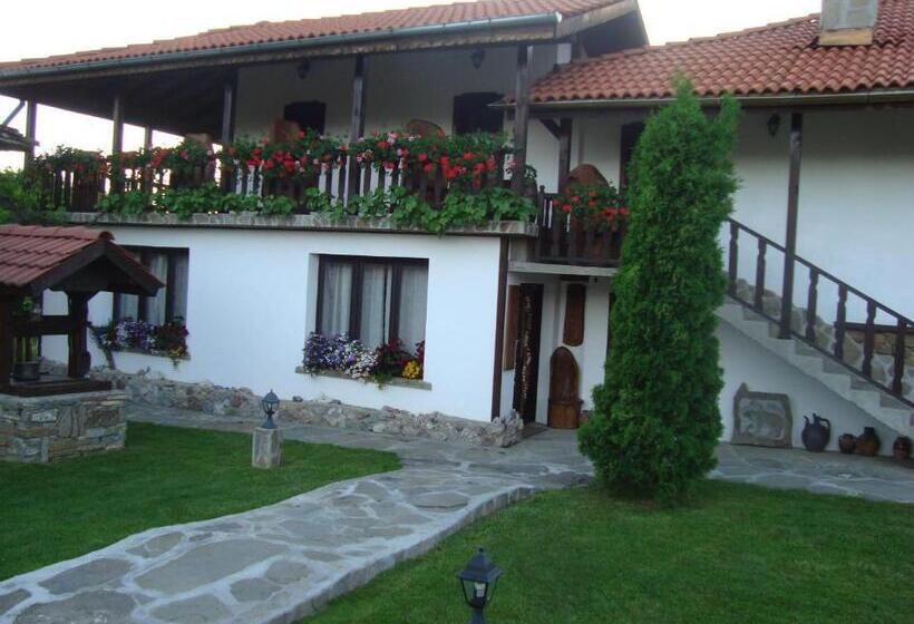 וילה בת 5 חדרים, Guest House Tsvetina