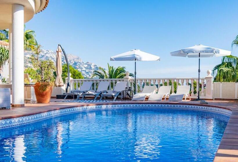 إستوديو قياسى, Guesthouse Villa Altea