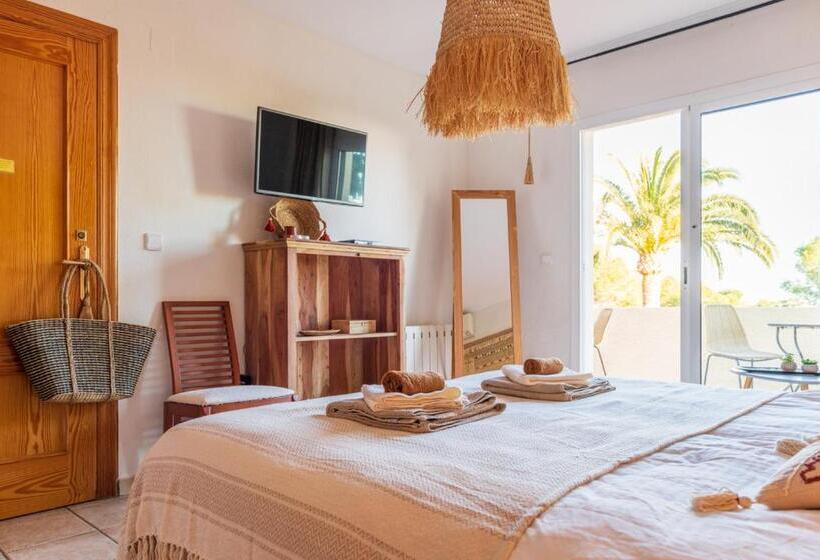 جناح, Guesthouse Villa Altea
