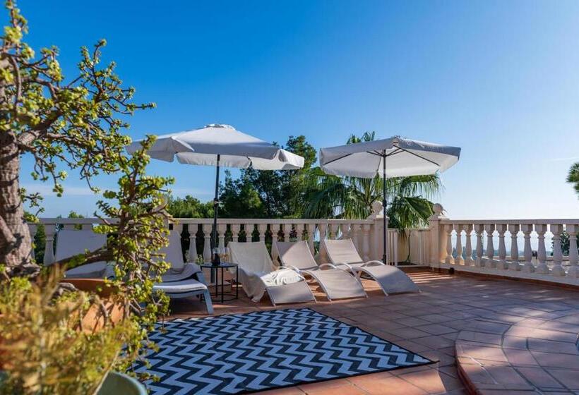 غرفة قياسية مطلّة علي البحر مزوَّدة بشُرفة, Guesthouse Villa Altea