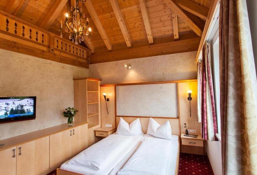 带两个卧室的顶楼公寓, Alpenapart Ladis Ehemals Alpenapart Alexander