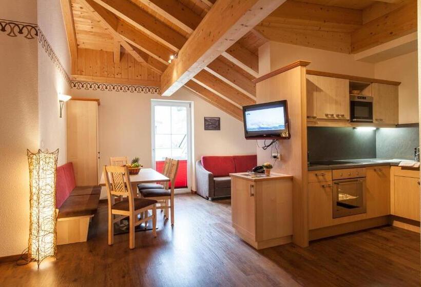 带两个卧室的顶楼公寓, Alpenapart Ladis Ehemals Alpenapart Alexander