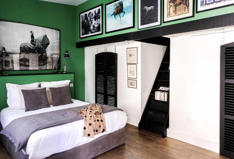 غرفة سوبيريور, Au Velocipede