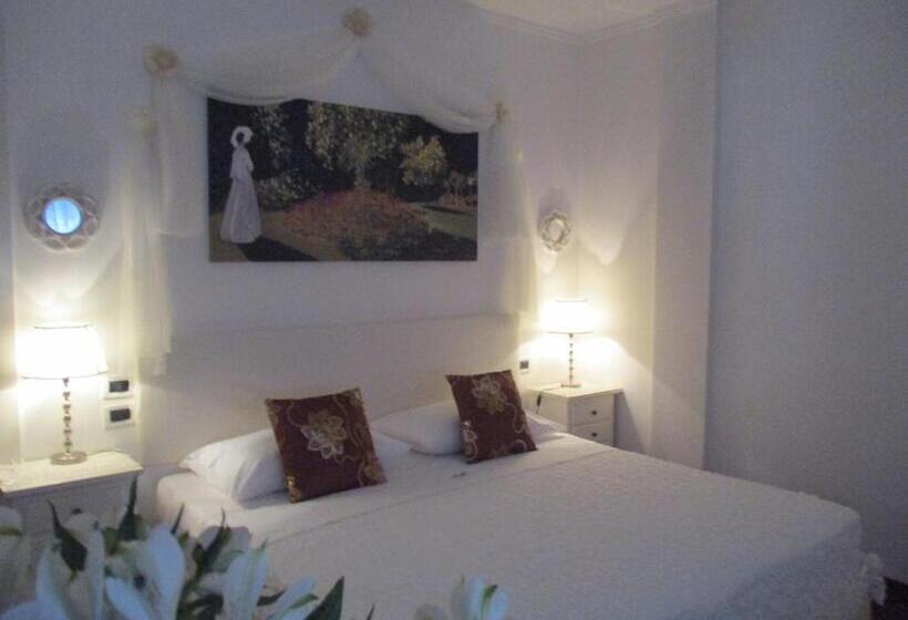 سوئیت جونیور با چشم‌انداز کوهستان, Luxury House B&b