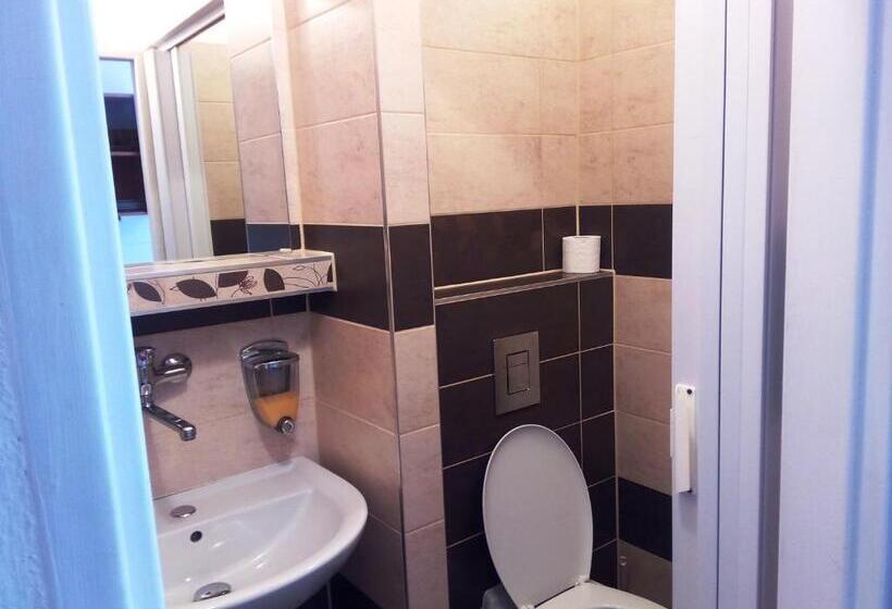 استودیوی استاندارد, Apartmány   Penzion Smetanka