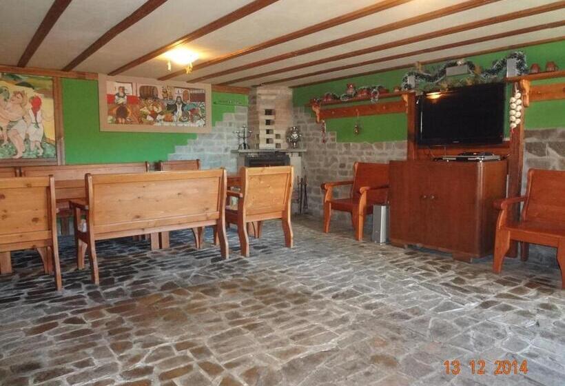 Дом 1 Спальня, Guest House Diabora