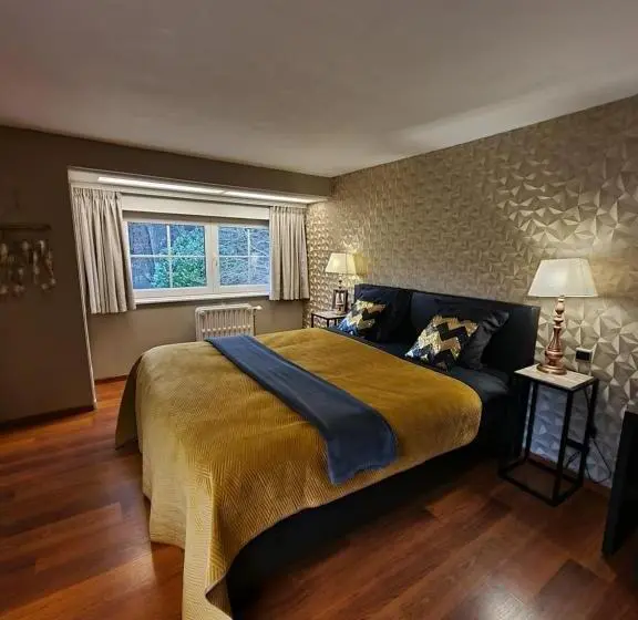 Prestige-huone, Le Manoir De Morimont