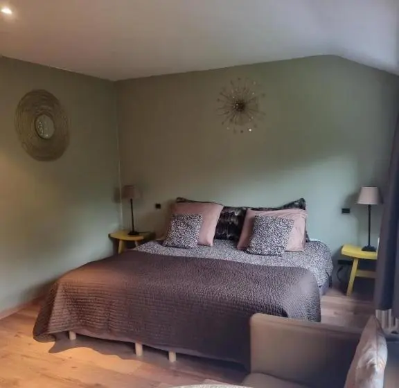 Deluxe-huone, Le Manoir De Morimont