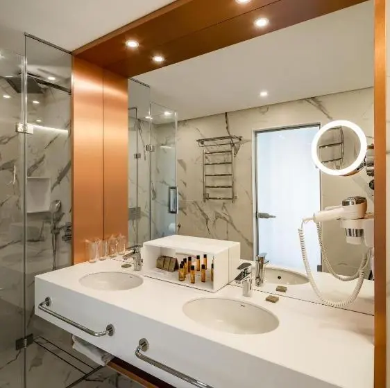 プールの見える１ベッドルームアパートメント, Sevtopolis Medical & Spa