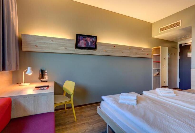 اتاق سوپریور, Meininger Hotel Berlin Airport