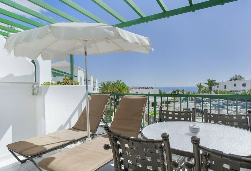 شقة غرفة واحدة, Club del Carmen