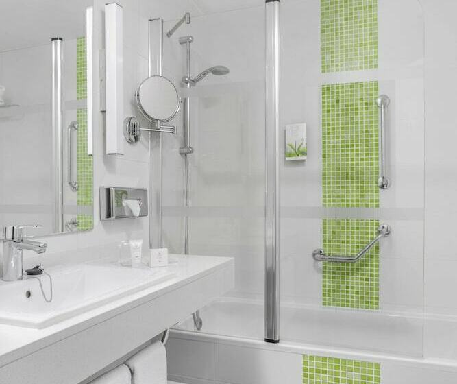 شقة غرفتين, Club del Carmen