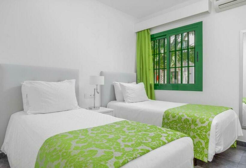 فيلا غرفتين نوم, Club del Carmen