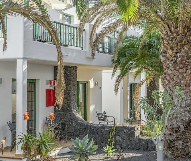 فيلا غرفتين نوم, Club del Carmen