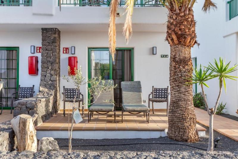 شقة غرفتين, Club del Carmen