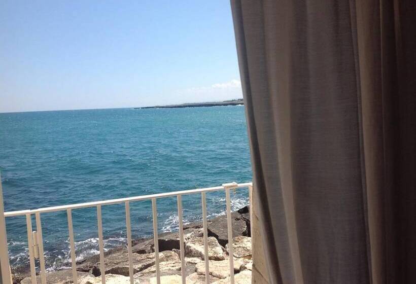 סוויטת דלוקס נוף לים, Bellavista Suites