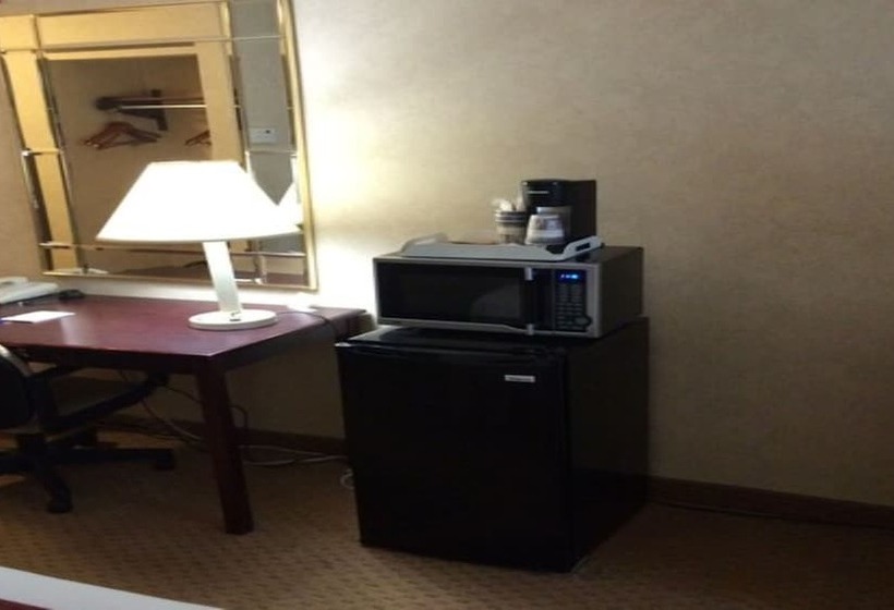 غرفه قياسيه سريرين مزدوجين, Best Western Dartmouth new Bedford