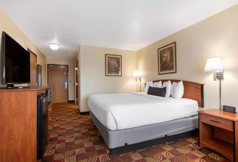 Standard-huone King-vuode, Best Western Laramie Inn & Suites