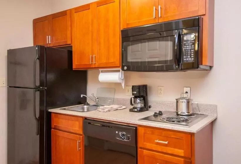 キングサイズベッドのデラックススイート, Candlewood Suites Flowood, Ms, An Ihg