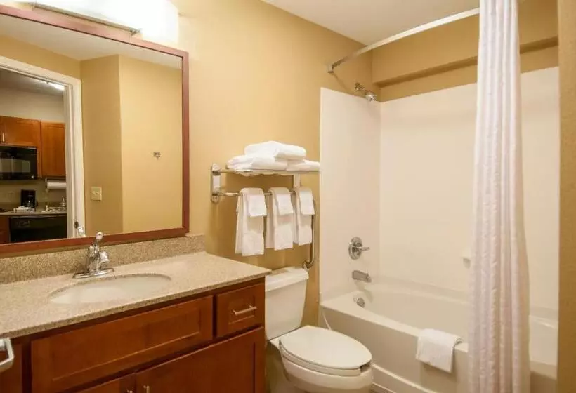 キングサイズベッドのデラックススイート, Candlewood Suites Flowood, Ms, An Ihg