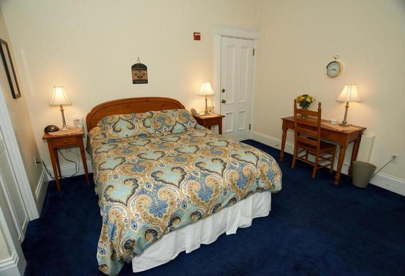 高级大房间, Christopher Dodge House