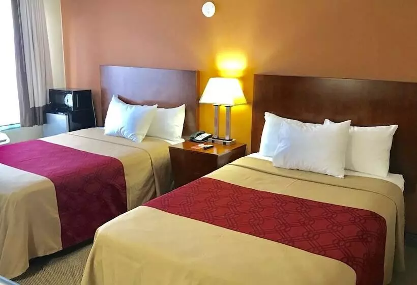 ２ダブルベッドのスタンダードルーム, Econo Lodge Lakes Region
