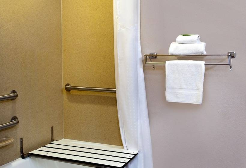 身障者適用スイートルーム, Holiday Inn Express Hotel & Suites Inverness, An Ihg