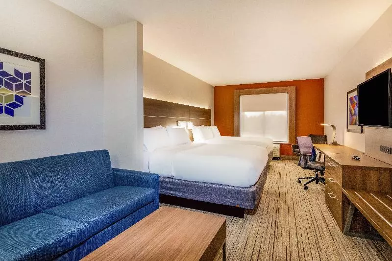 スイート, Holiday Inn Express Hotel & Suites Inverness, An Ihg
