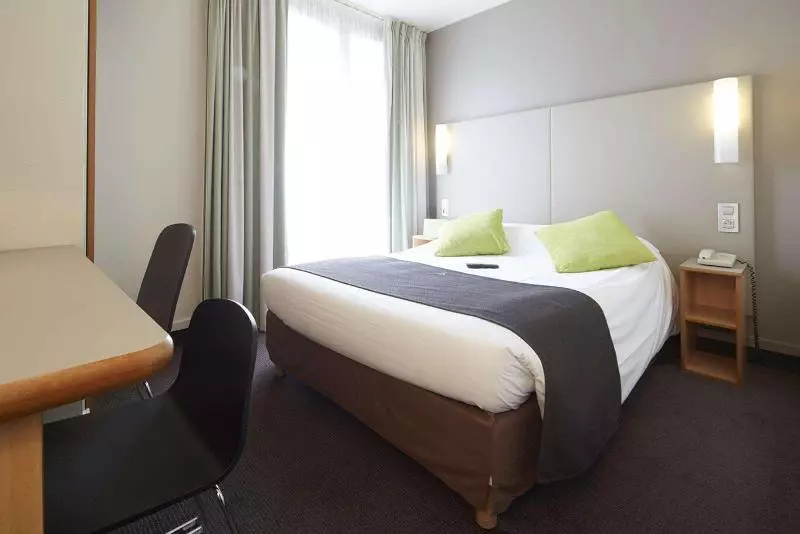 اتاق استاندارد با تخت بزرگ, Holiday Inn Quincy, An Ihg