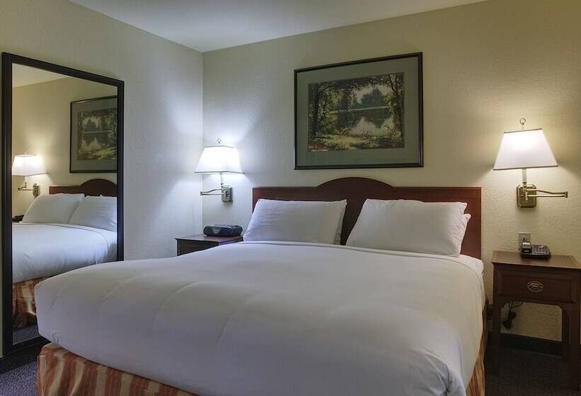 جناح إدارى, Larkspur Landing Extended Stay Suites Hillsboro