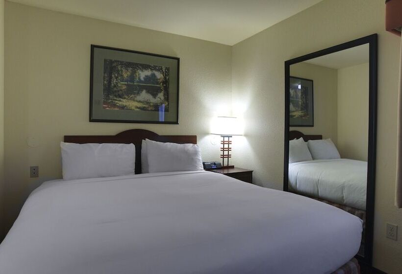 جناح لذوى الاحتياجات الخاصة, Larkspur Landing Extended Stay Suites Hillsboro