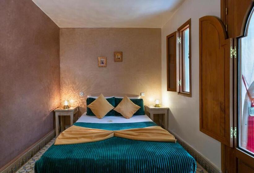 اتاق استاندارد, Riad L Heure D Eté