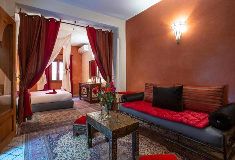 سوییت, Riad L Heure D Eté