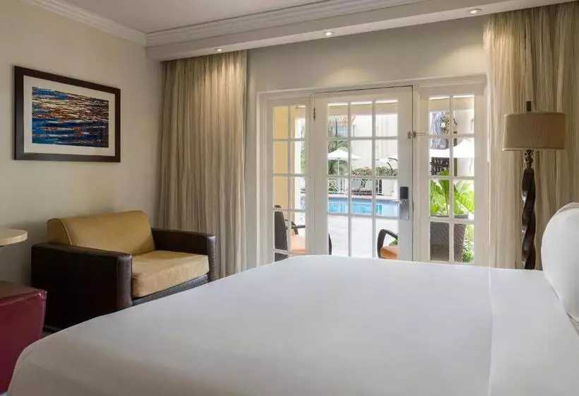 اتاق استاندارد با چشم‌انداز, Tamarind By Elegant Hotels