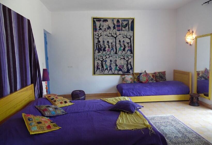 اتاق استاندارد با چشم‌انداز باغ, Villa Daba