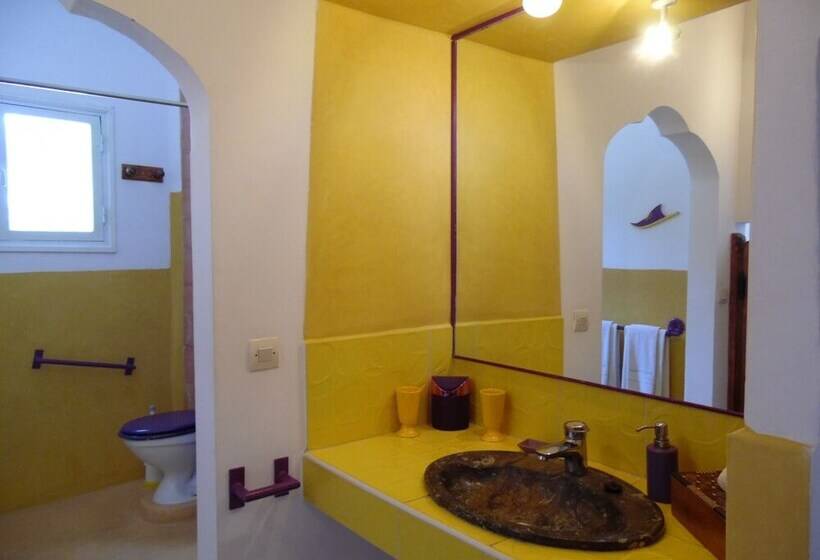 اتاق استاندارد با چشم‌انداز باغ, Villa Daba