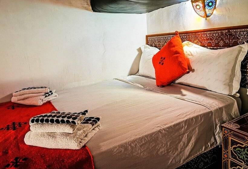 标准间, Riad Farah