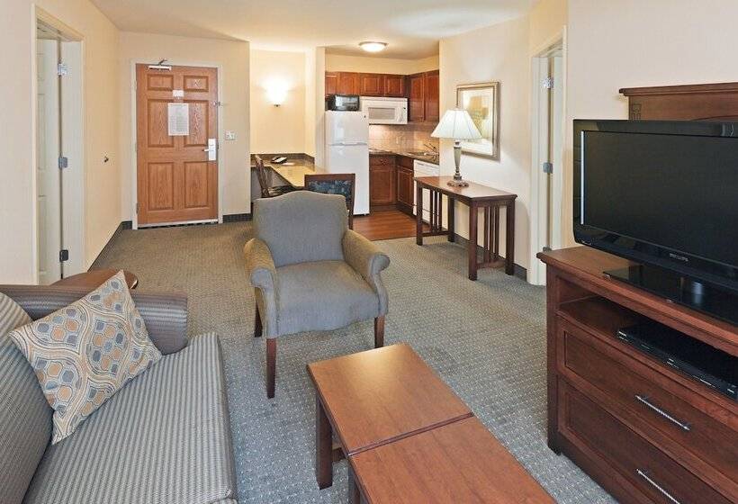 Люкс, Staybridge Suites Wichita, An Ihg