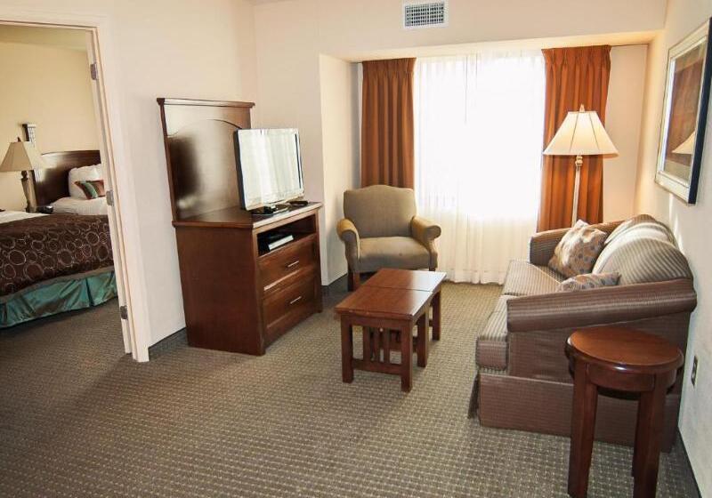 スイート, Staybridge Suites Wichita, An Ihg