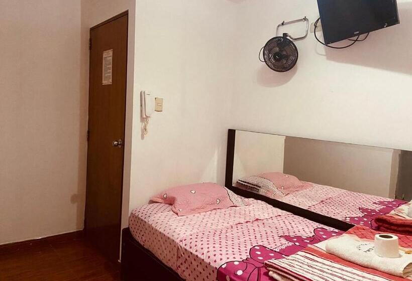 标准单人间, Puerto Bayovar