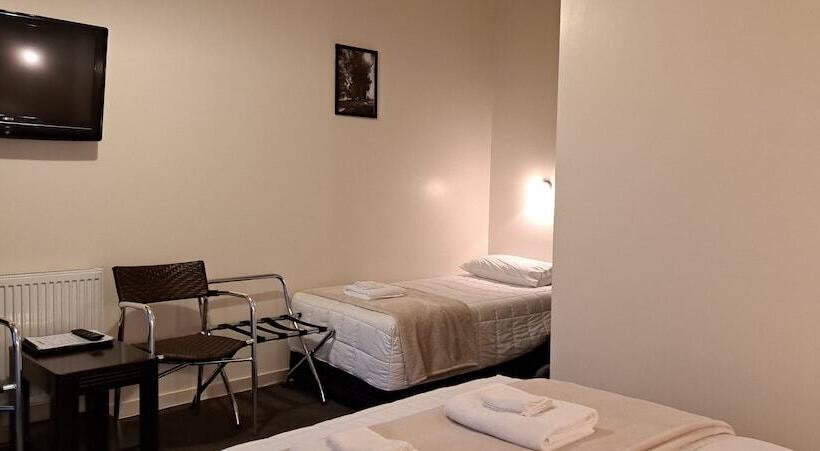 اتاق لوکس, Fiordland