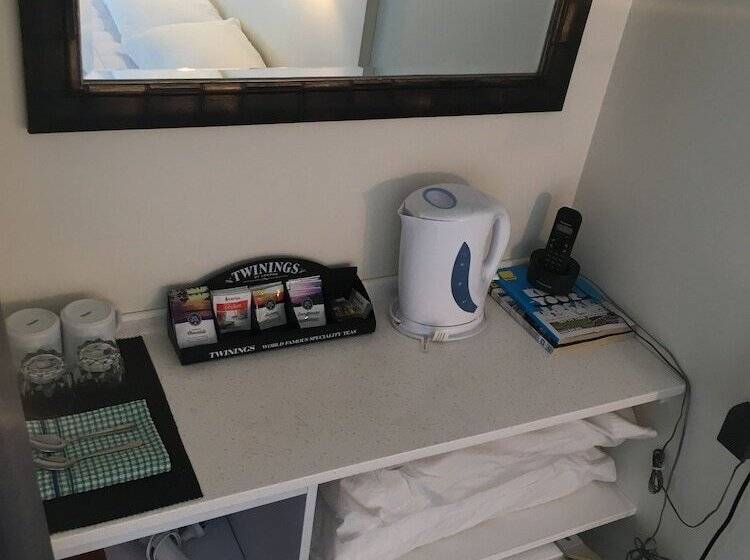 اتاق لوکس, Fiordland