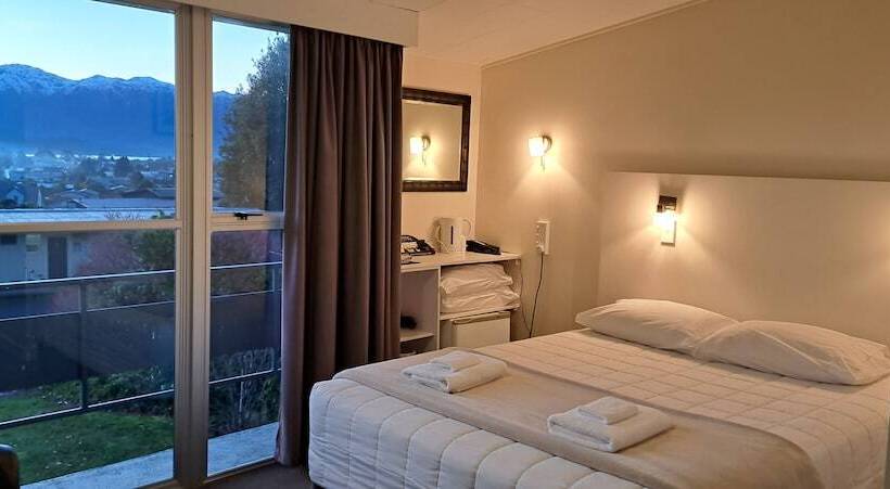 اتاق لوکس, Fiordland